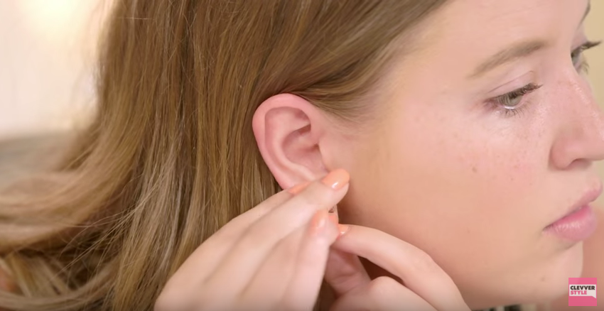 Use Vaseline to get your earings back in your ear Use Vaseline to get your earings back in your ear